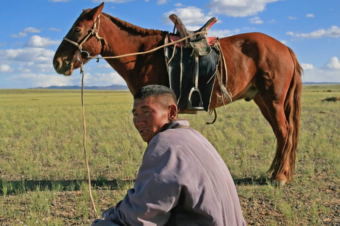Mongolei Reiter mit Pferd