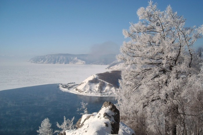 Sibirien Baikalsee im Winter