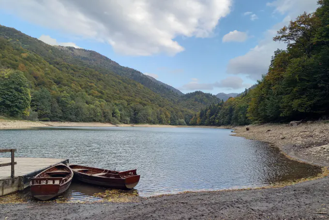 Biogradsko jezero im Nationalpark Biogradska Gora in Montenegro