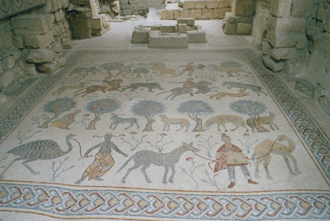 Bild: Bodenmosaik in der Kirche, Jordanien