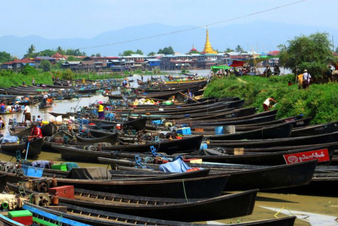 Bild: Boote, Inle-See