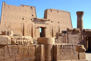 Horus-Tempel von Edfu in Oberägypten