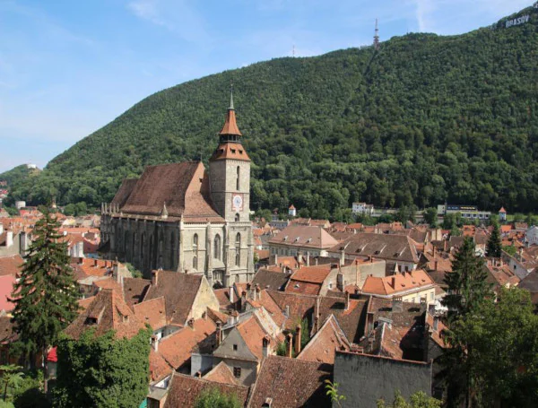 Schwarze Kirche in Brașov (Kronstadt), gotische Hallenkirche im historischen Zentrum von Rumänien