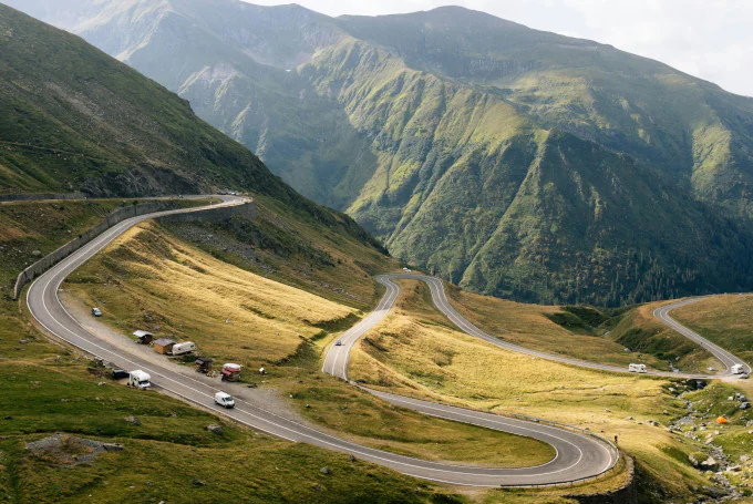 Bergstraße Transfăgărășan in den südlichen Karpaten in Rumänien